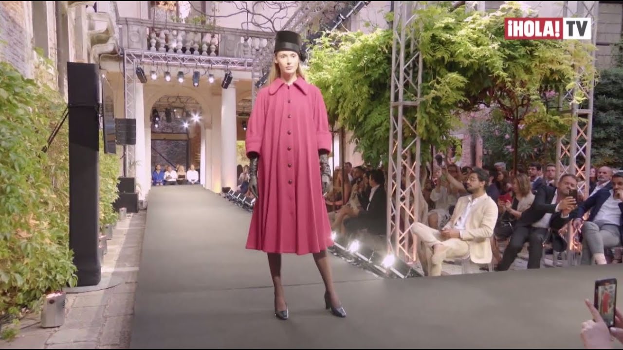 La casa Cardin celebra 100 años de su fundador con un desfile en